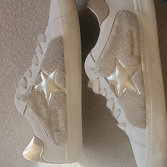 Vintage Havana sneakers. - Picture 5 of 6